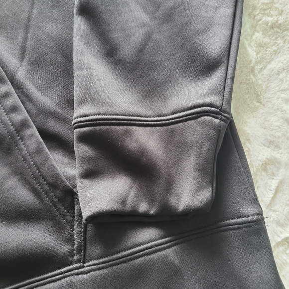 We The North Raptors Hoodie - Picture 7 of 10